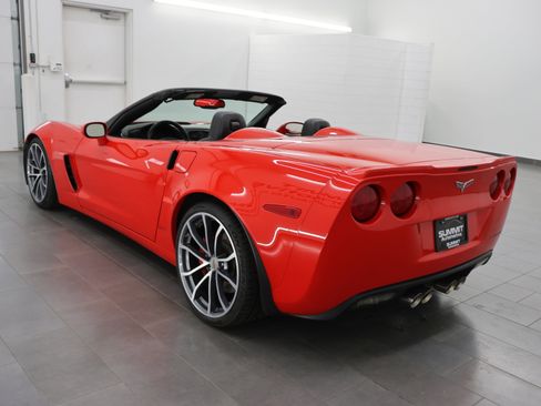 Used 2013 Chevrolet Corvette 427 w/ 1SB Preferred Equipment Group RWD image 6