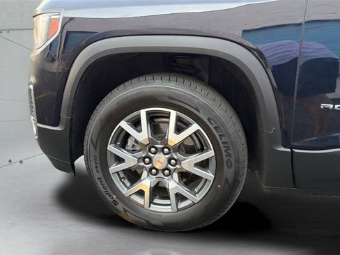 Used 2022 GMC Acadia SLT AWD/4WD image 32