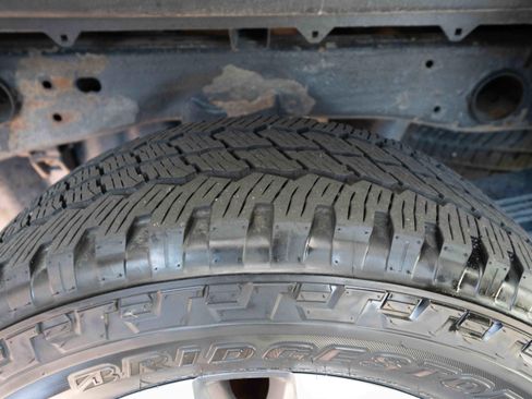 Used 2021 Chevrolet Silverado 2500 Custom w/ Custom Value Package image 29