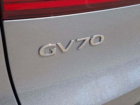 Used 2024 Genesis GV70 3.5T Sport w/ Sport Prestige Package AWD/4WD image 7