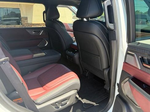 Used 2026 INFINITI QX80 Autograph w/ Premium Cargo Package AWD/4WD image 45