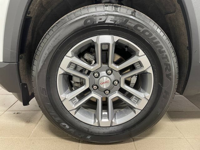 Used 2025 GMC Terrain Elevation AWD/4WD image 7