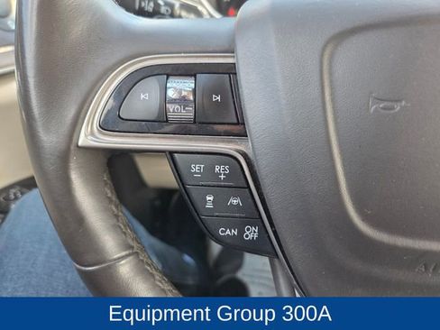 Used 2019 Lincoln Nautilus Reserve w/ Driver Assistance Package AWD/4WD image 21
