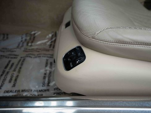 Used 2009 Mercedes-Benz SL 550 V8 image 13