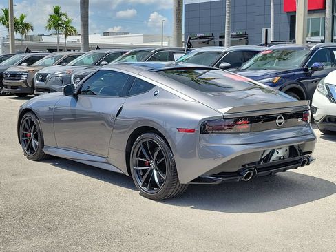 Used 2025 Nissan Z Performance w/ Floor Mat Package RWD image 8