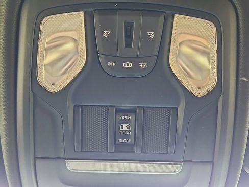 Used 2019 RAM 1500 Rebel AWD/4WD image 21