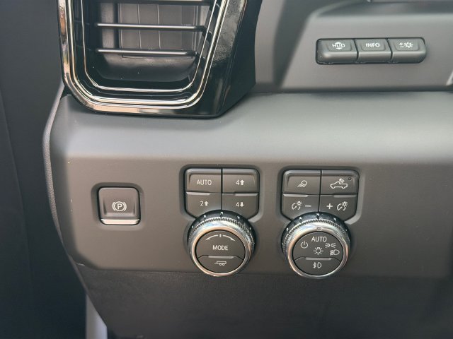 New 2026 GMC Sierra 1500 AT4 w/ AT4 Premium Package AWD/4WD image 24
