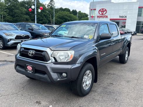 Used 2015 Toyota Tacoma 4x4 Double Cab w/ SR5 Package image 3
