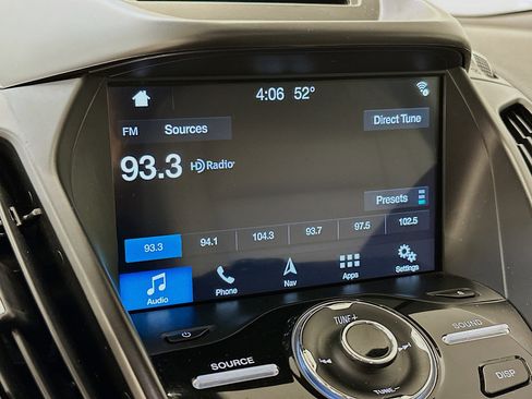 Used 2018 Ford Escape Titanium w/ Ford Safe & Smart Package image 21