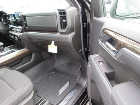 New 2026 Chevrolet Silverado 1500 RST w/ Redline Edition image 19