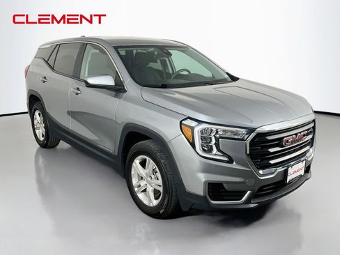 Used 2024 GMC Terrain SLE AWD/4WD image 4