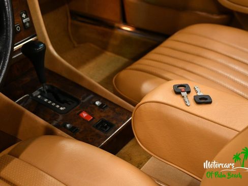 Used 1987 Mercedes-Benz 560 SL image 59