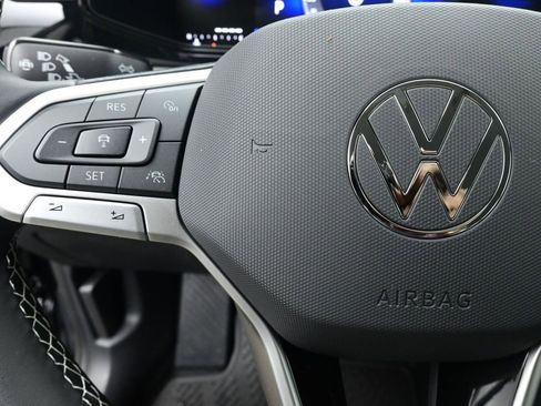 New 2026 Volkswagen Taos S image 15