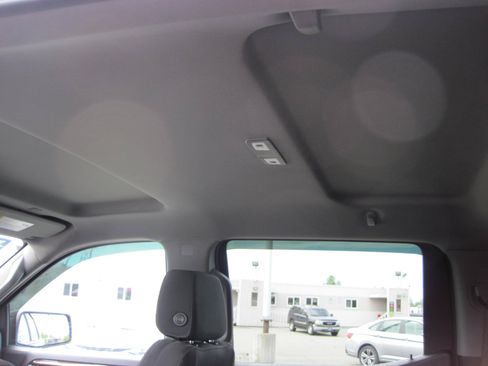 Used 2024 GMC Sierra 1500 Elevation w/ LPO, Elevation Black Package AWD/4WD image 20