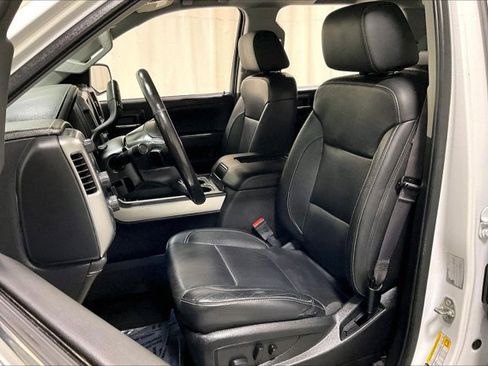 Used 2017 Chevrolet Silverado 1500 LTZ Z71 w/ LTZ Plus Package AWD/4WD image 25