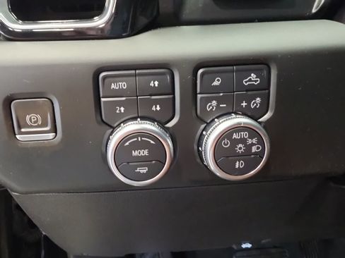 Used 2022 GMC Sierra 1500 Denali Ultimate AWD/4WD image 24