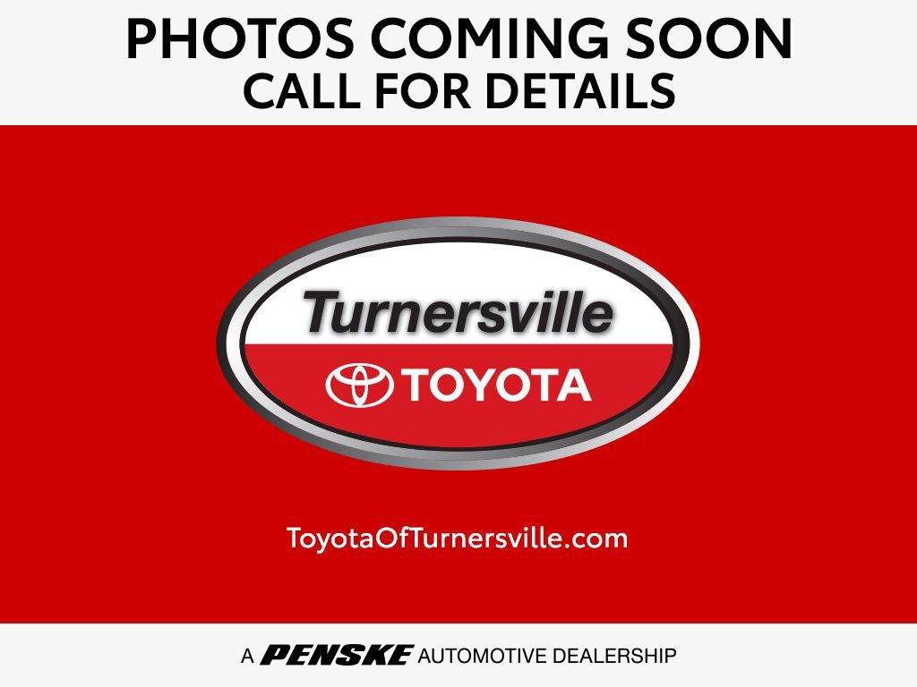 Used 2026 Toyota RAV4 XLE Premium w/ Panoramic Sun Roof Package AWD/4WD image 1