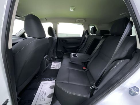 Used 2024 Nissan Rogue S image 25