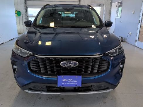Certified 2023 Ford Escape Platinum AWD/4WD image 8