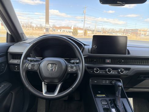 Used 2025 Honda CR-V Sport-L image 13