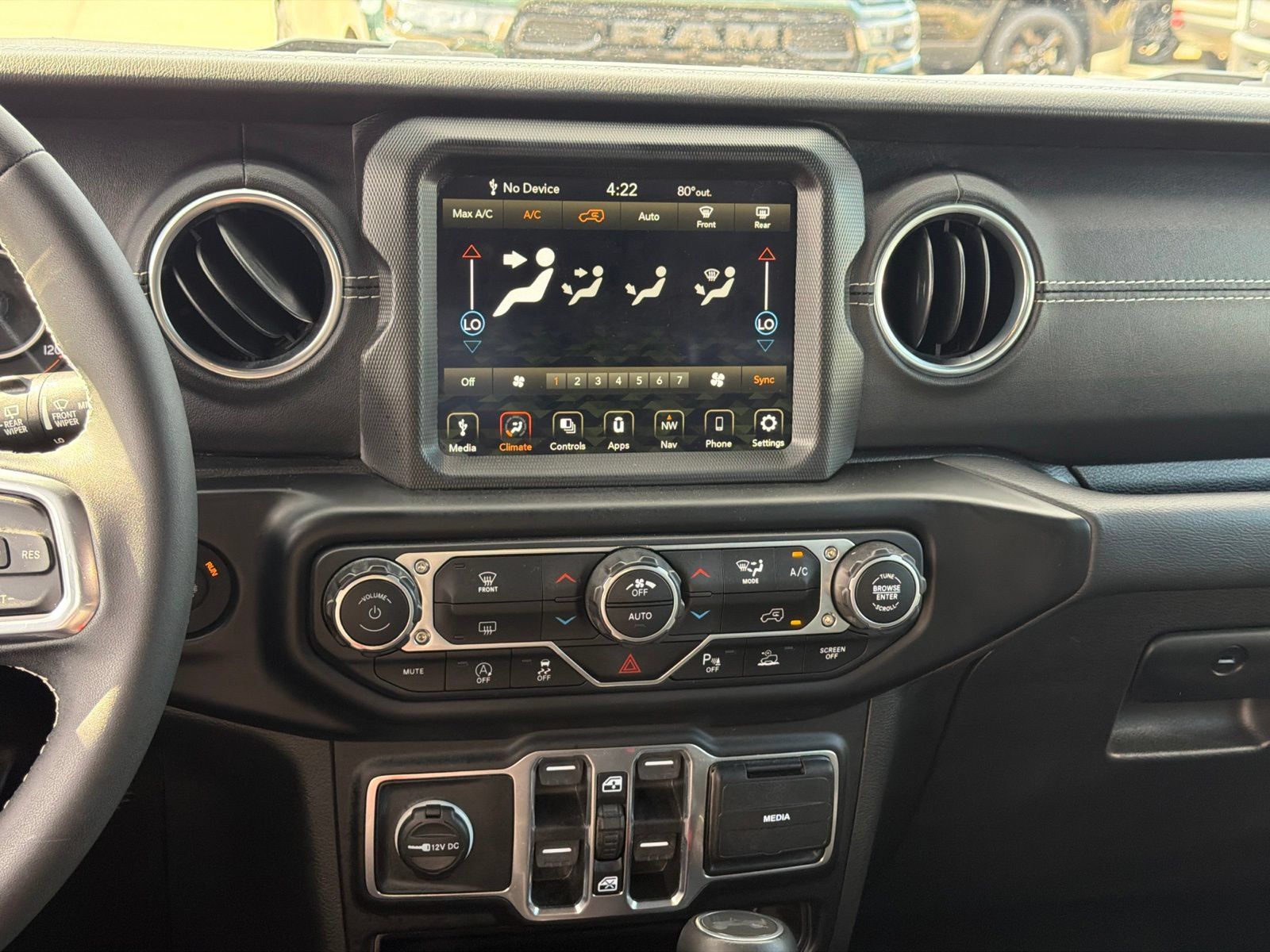 Used 2023 Jeep Wrangler Unlimited Sahara w/ Safety Group AWD/4WD image 21