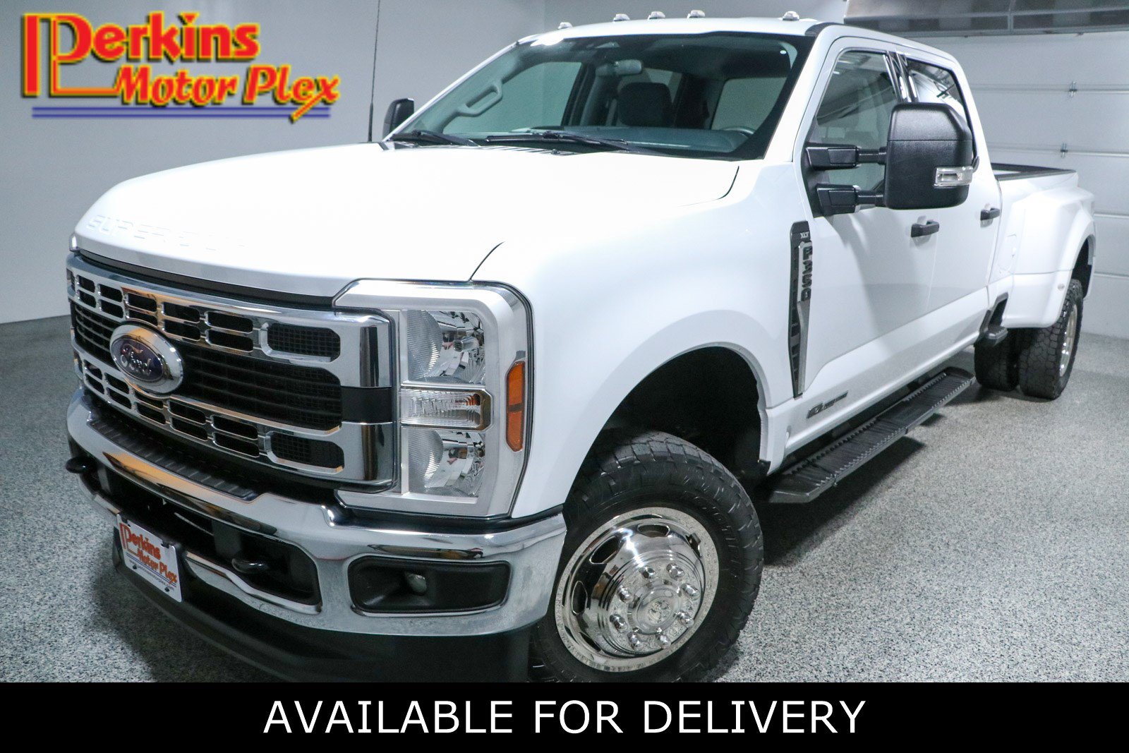 Used 2024 Ford F350 XLT w/ FX4 Off-Road Package AWD/4WD image 1