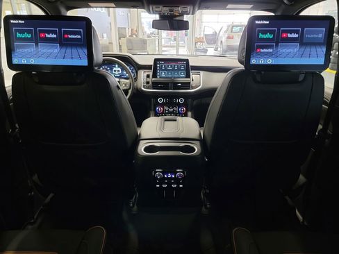 Used 2024 GMC Yukon AT4 image 14