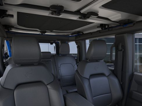 New 2026 Ford Bronco Badlands w/ Sasquatch Package AWD/4WD image 12