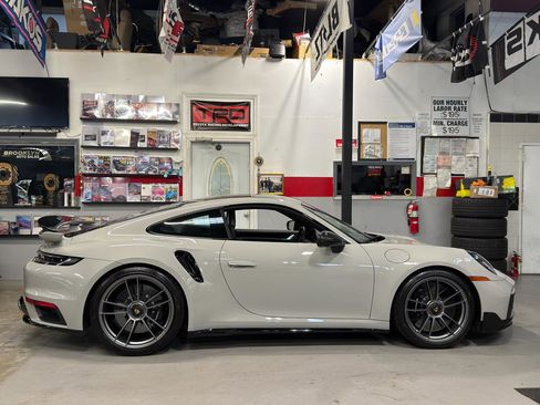 Used 2022 Porsche 911 Turbo S AWD/4WD image 4
