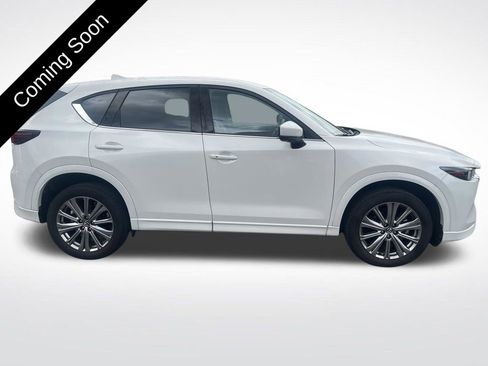 Used 2023 MAZDA CX-5 Signature image 4