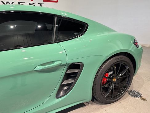 Used 2025 Porsche 718 Cayman S image 41