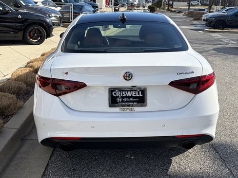 Used 2023 Alfa Romeo Giulia Ti image 6