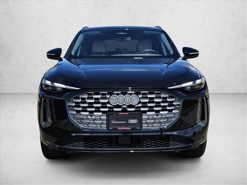 Certified 2025 Audi Q5 Premium w/ Convenience Package AWD/4WD image 2