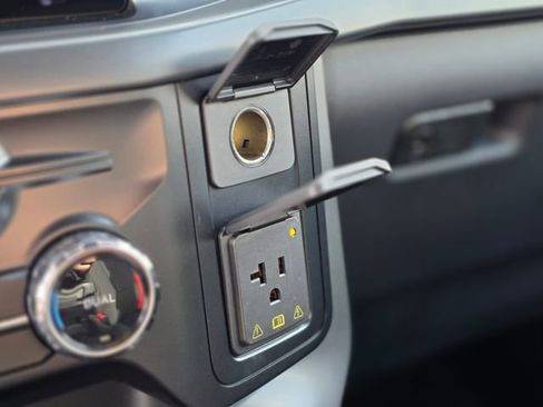 Used 2024 Ford F150 XLT w/ Mobile Office Package image 30