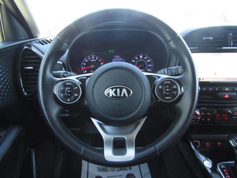 Used 2020 Kia Soul EX w/ Option Group 015 FWD image 14