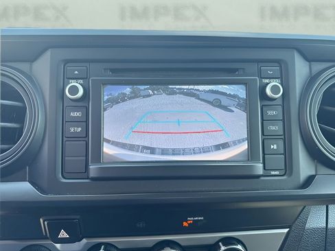 Used 2019 Toyota Tacoma SR AWD/4WD image 18