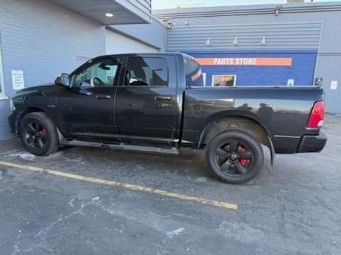 Used 2017 RAM 1500 Express w/ Black Ram 1500 Express Group image 2