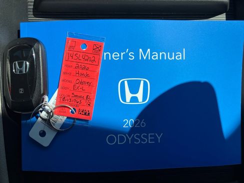 Certified 2026 Honda Odyssey EX-L image 38