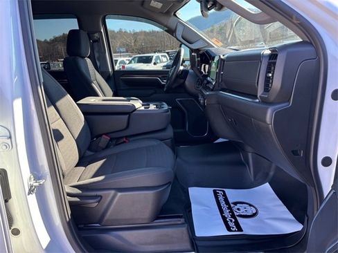 Used 2025 Chevrolet Silverado 2500 LT w/ All Star Edition image 15