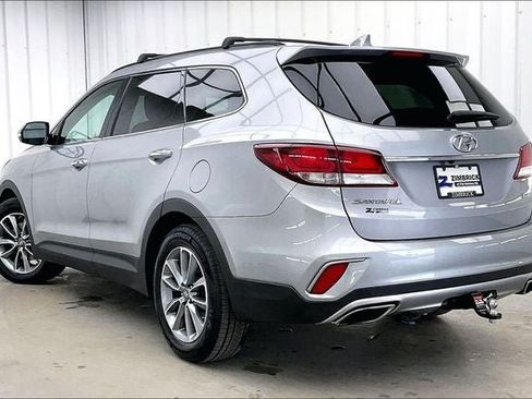 Used 2017 Hyundai Santa Fe SE w/ SE Premium Package 02 AWD/4WD image 11