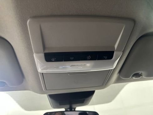 Used 2023 Nissan Sentra SV image 24