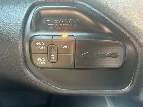 Used 2024 RAM 2500 Big Horn AWD/4WD image 27