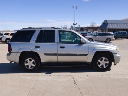 Used 2004 Chevrolet TrailBlazer LS w/ LS Preferred Equipment Group image 5
