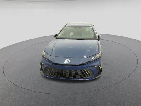 New 2026 Toyota Camry SE image 15