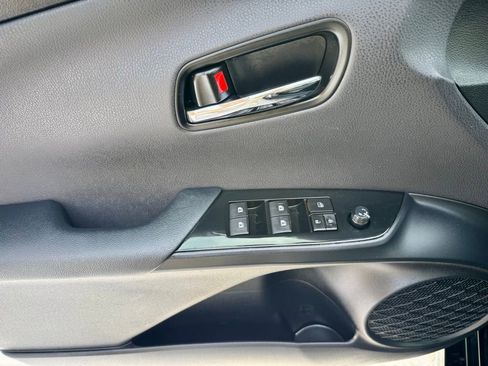 Used 2016 Toyota Prius Three w/ Protection Package image 15