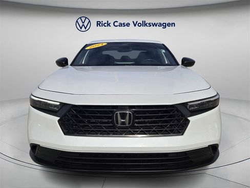 Used 2024 Honda Accord Sport image 5