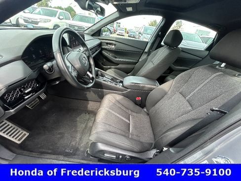 Used 2024 Honda Accord Sport image 31