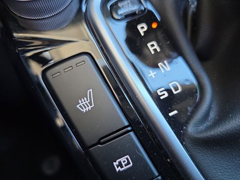 Certified 2025 Kia Seltos EX w/ EX Sunroof Package image 22