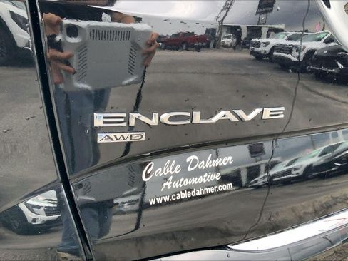 Used 2022 Buick Enclave Avenir w/ Avenir Technology Package AWD/4WD image 30