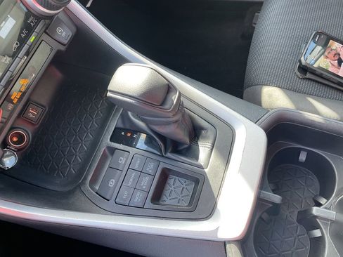 Used 2023 Toyota RAV4 LE image 21